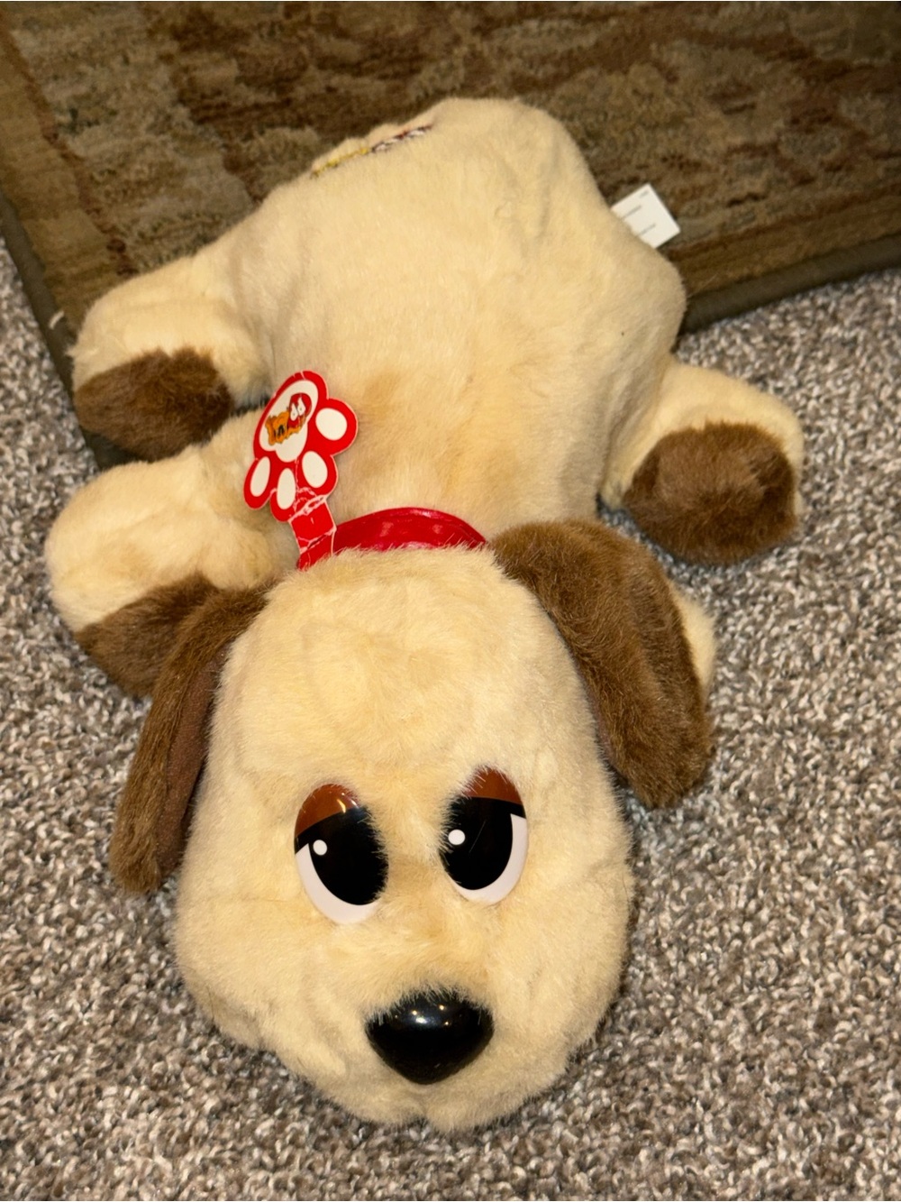 Pound Puppies plush dog 2004 interactive sounds & moves